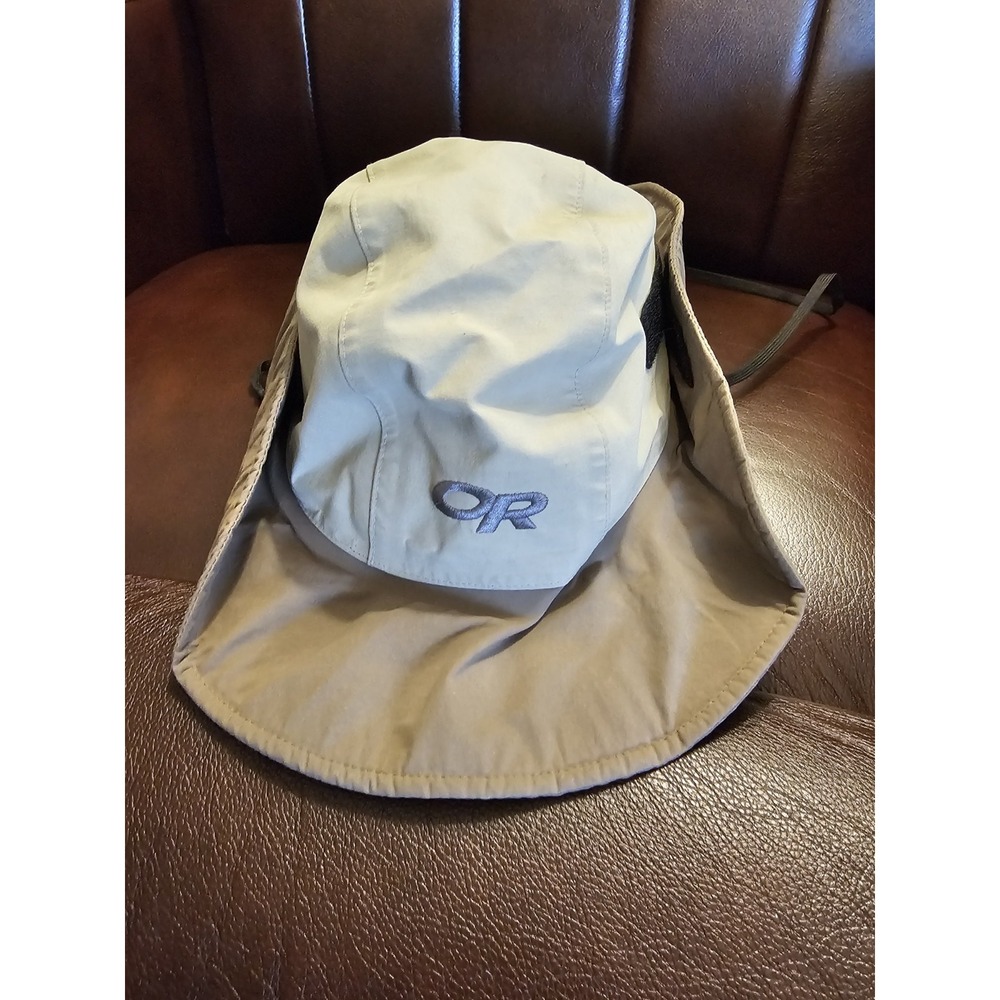 Outdoor Research Two Tone Beige Hat, Gortex With Strap And Adjustable Strip